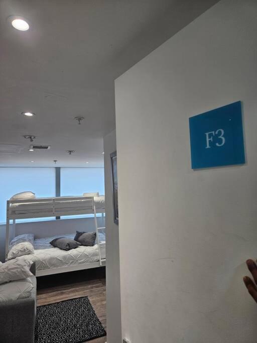 Small Studio For Group Of 5 In Delta Croydon Dpf3 ภายนอก รูปภาพ